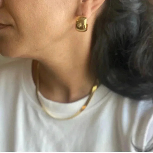 Chunky Flat Bold Wide Hoops | 18K Gold Plated - Picture 4 of 5